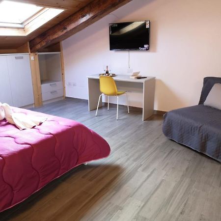 Cuore Partenopeo B&B เนเปิลส์ ภายนอก รูปภาพ