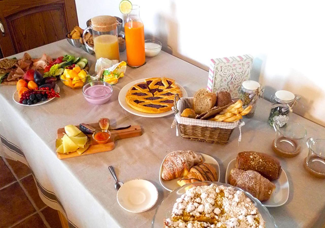 Cuore Partenopeo B&B เนเปิลส์ ภายนอก รูปภาพ