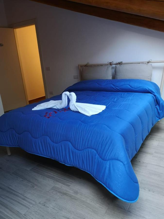 Cuore Partenopeo B&B เนเปิลส์ ภายนอก รูปภาพ
