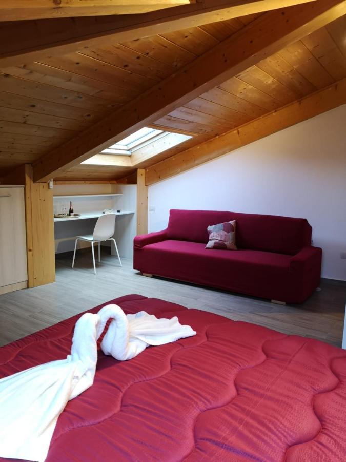 Cuore Partenopeo B&B เนเปิลส์ ภายนอก รูปภาพ